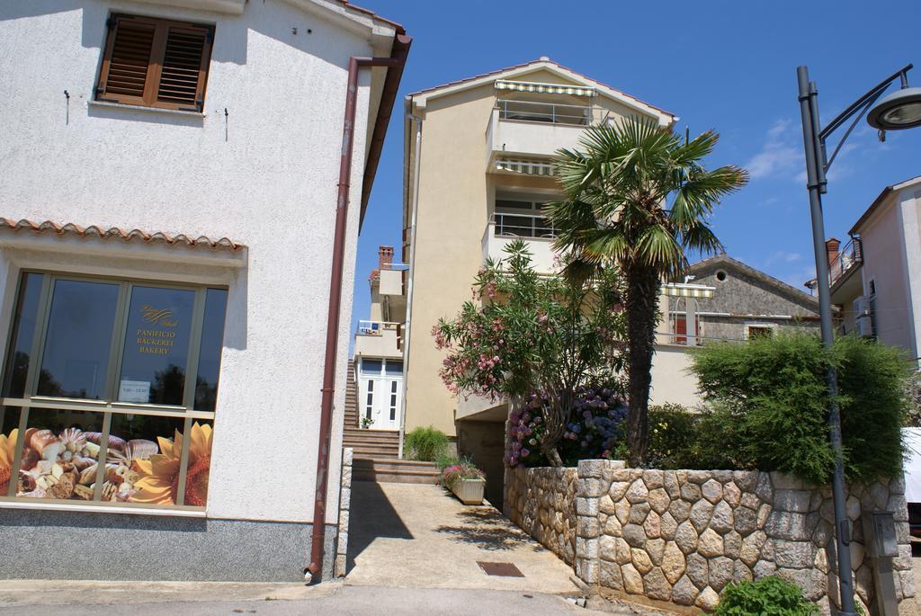 Apartment Adria Sun Porat  Extérieur photo